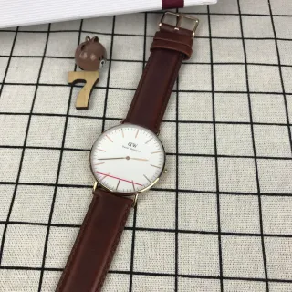 Daniel Wellington Classic Minimalist Brown Leather Strap Quartz Watch