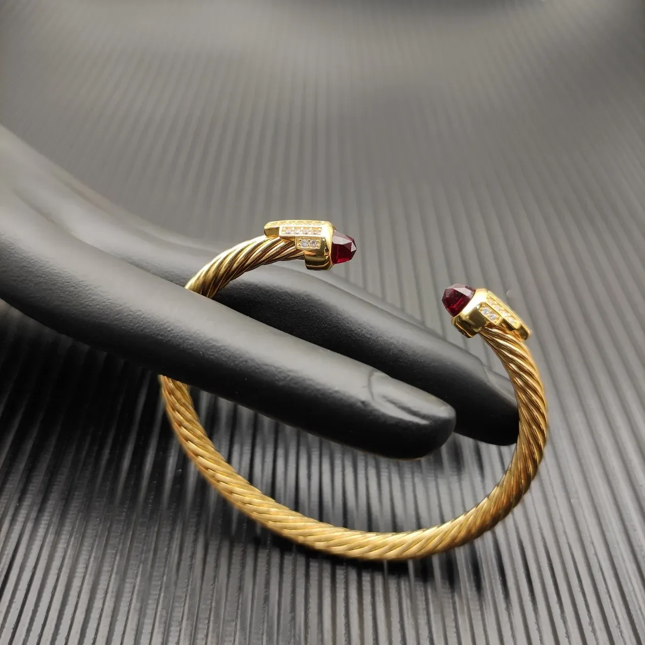 David Yurman Cable Classic Gold Red Twisted Faceted Stone Terminals Bracelet 3