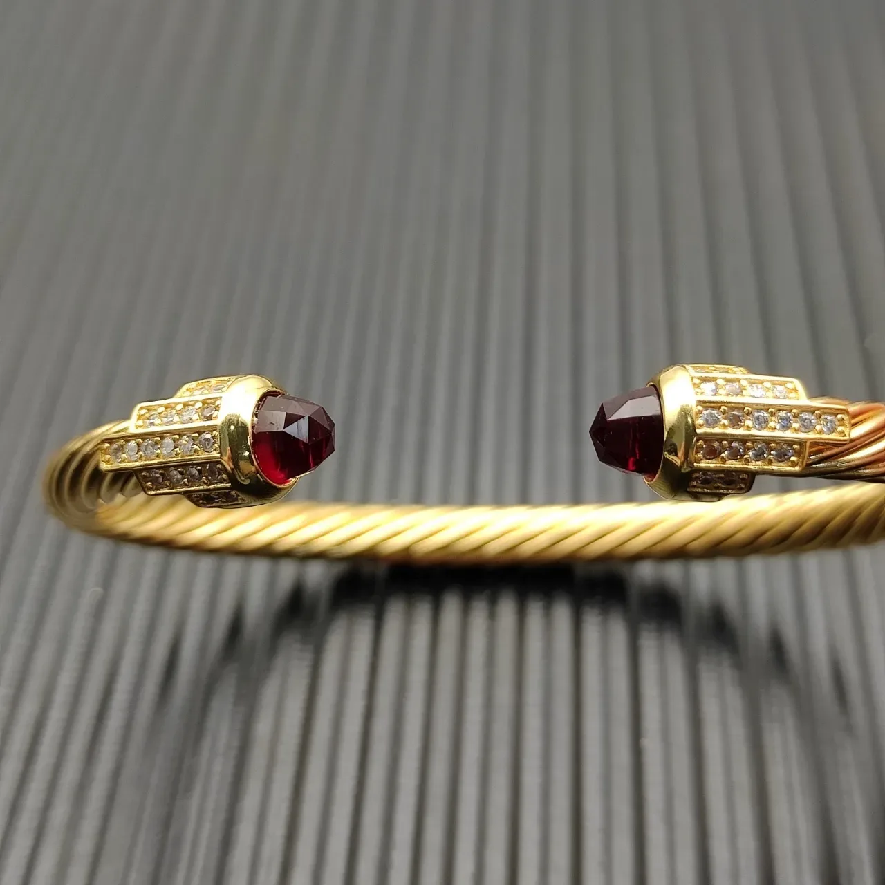 David Yurman Cable Classic Gold Red Twisted Faceted Stone Terminals Bracelet 4