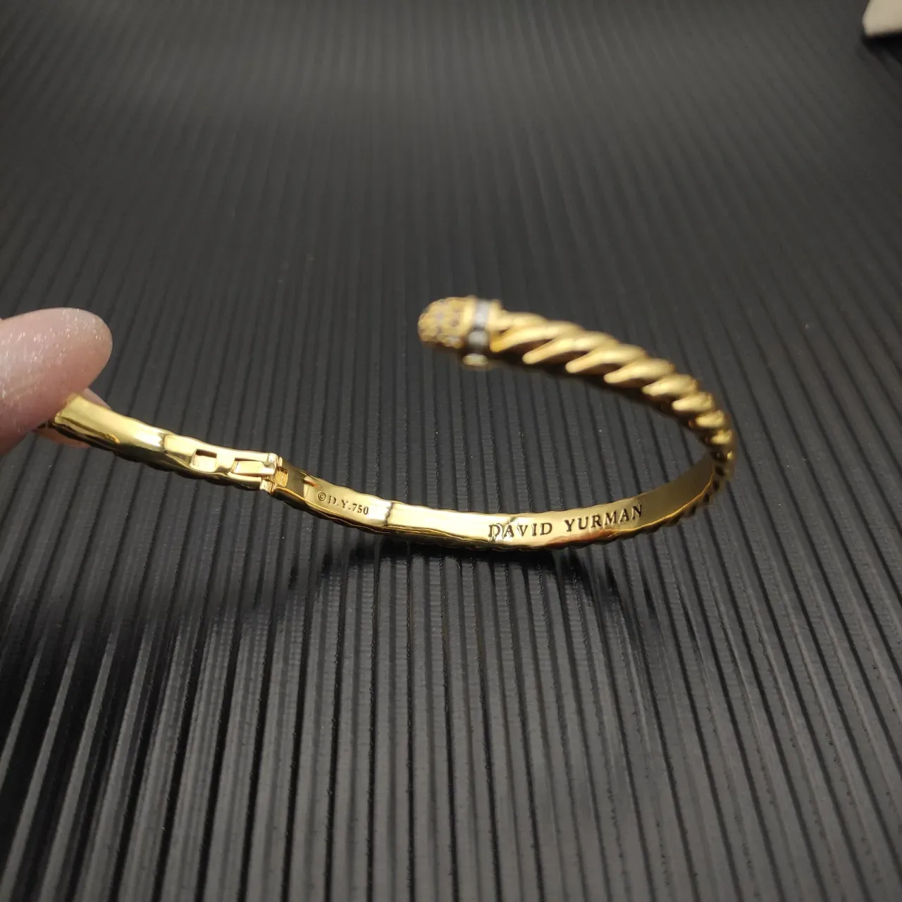 David Yurman Cable Classic Twisted Gold Diamond-Tipped Bracelet 7
