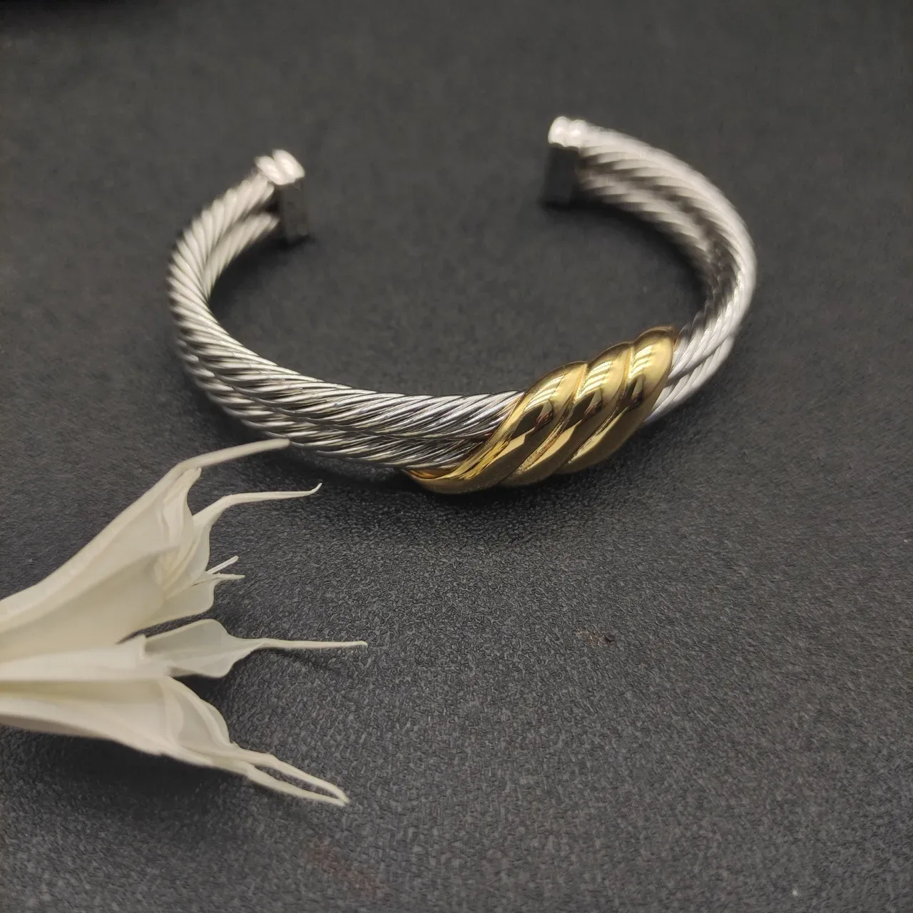 David Yurman Cable Classics Double Cuff Silver Gold Twisted Dual-Tone Bracelet 6