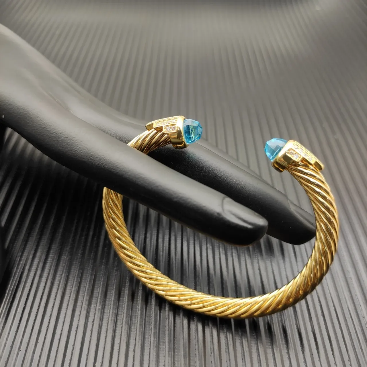 David Yurman Cable Classics Gold Blue Twisted Gemstone Terminals Bracelet 4