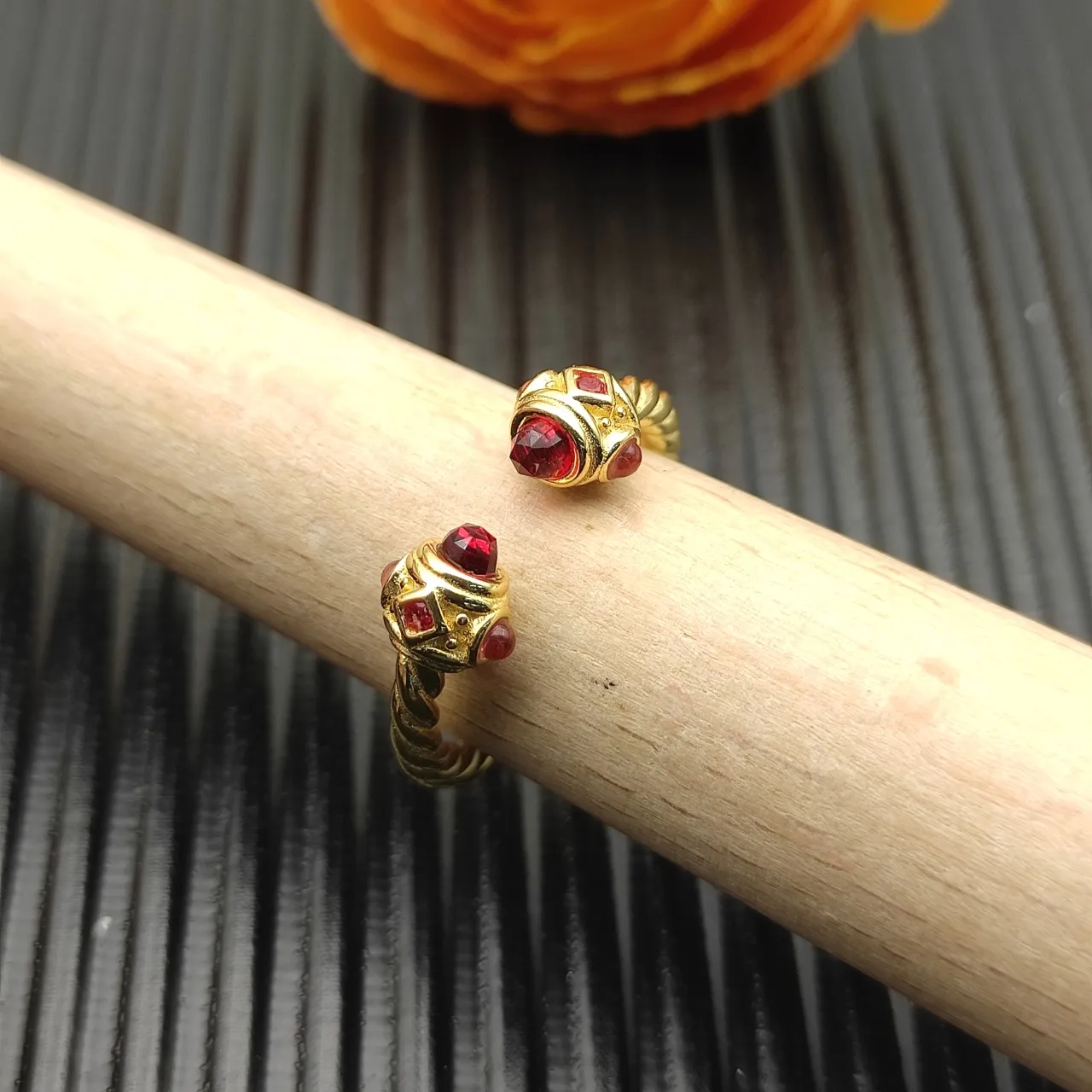 David Yurman Cable Classics Gold Red Twisted Band Open-Ended Ring 8