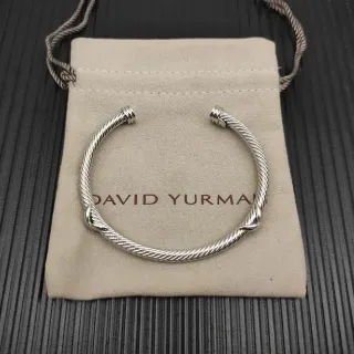 David Yurman Cable Classics إسورة فضية ملتوية