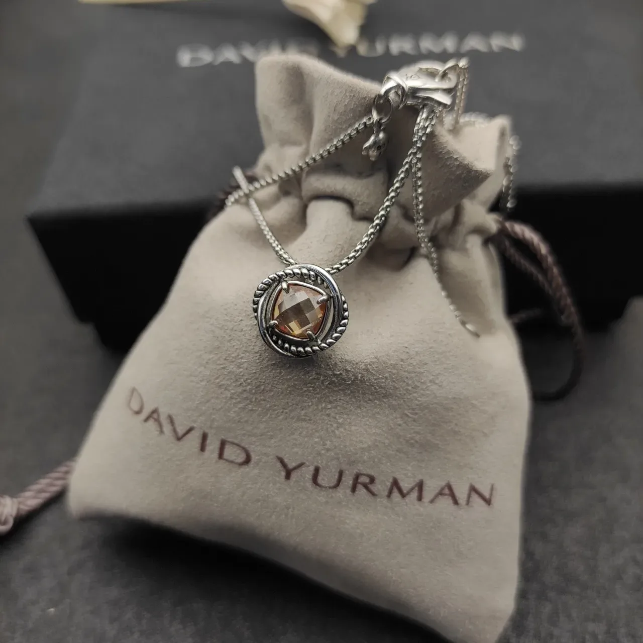 David Yurman Cable Collection Amber Stone Circular Pendant Necklace 2