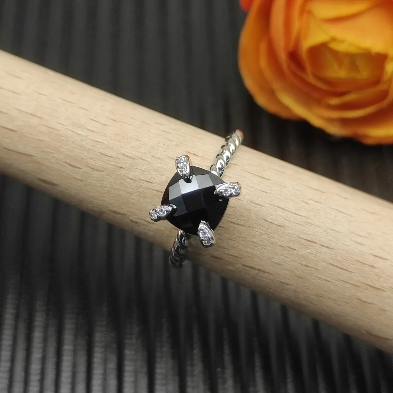 David Yurman Silver Black Twisted Cable Band Square Center Stone Ring 8