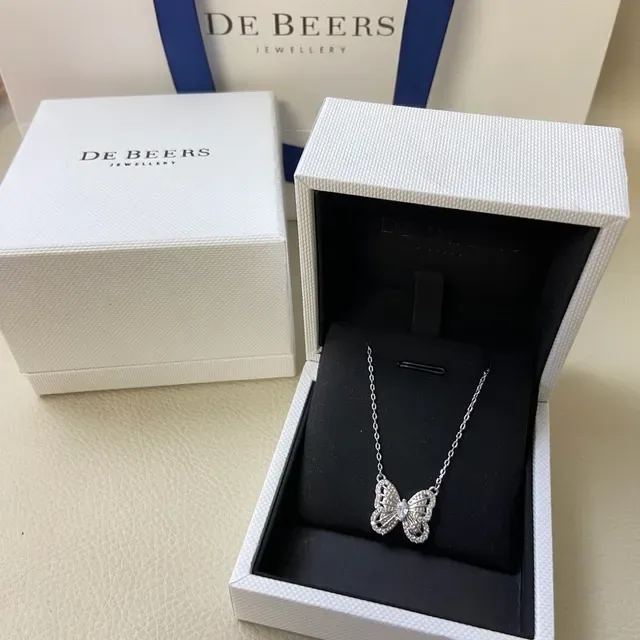 De Beers Silver Gold Butterfly Pendant Pavé-Set Clear Stones Necklace 5