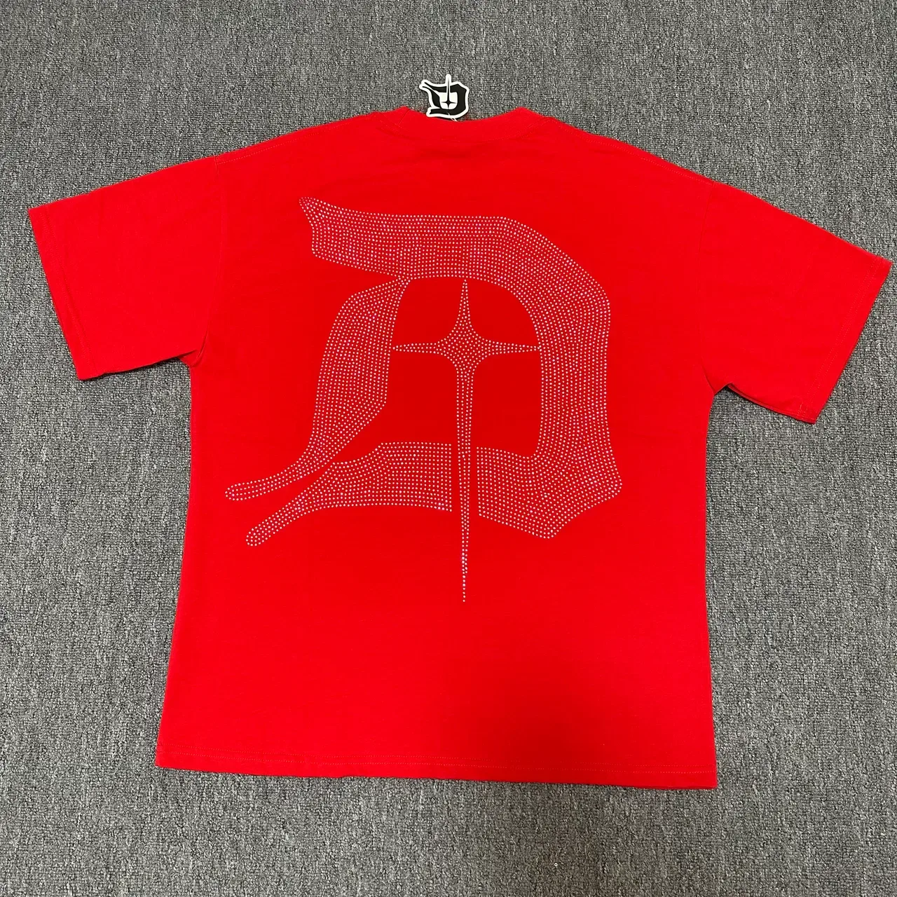 Digital Graphic-Print Red Sci-Fi Illustration T-Shirt 2
