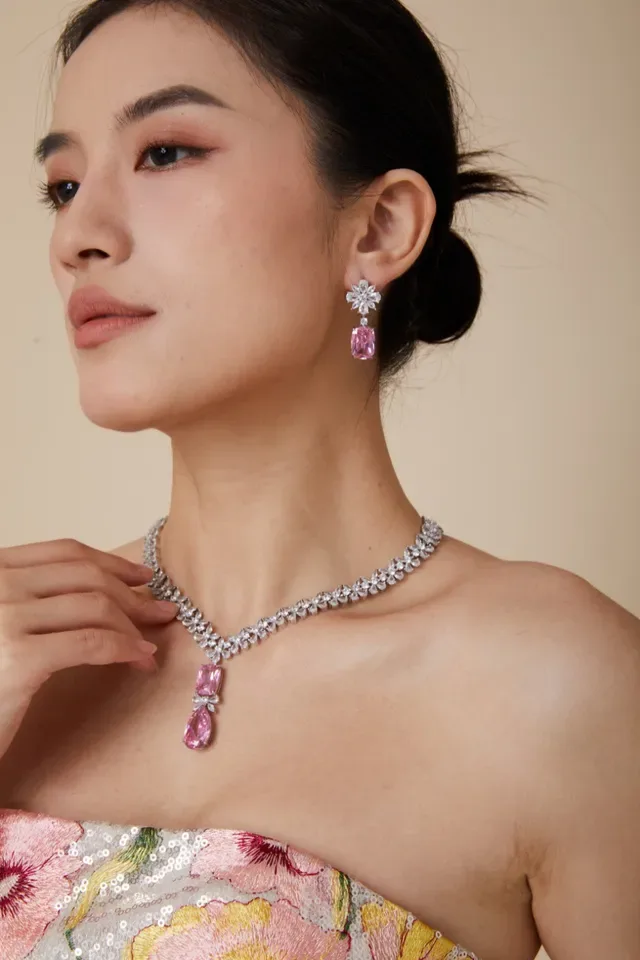 Floral Cluster and Rectangular Faceted Drop Earrings 8