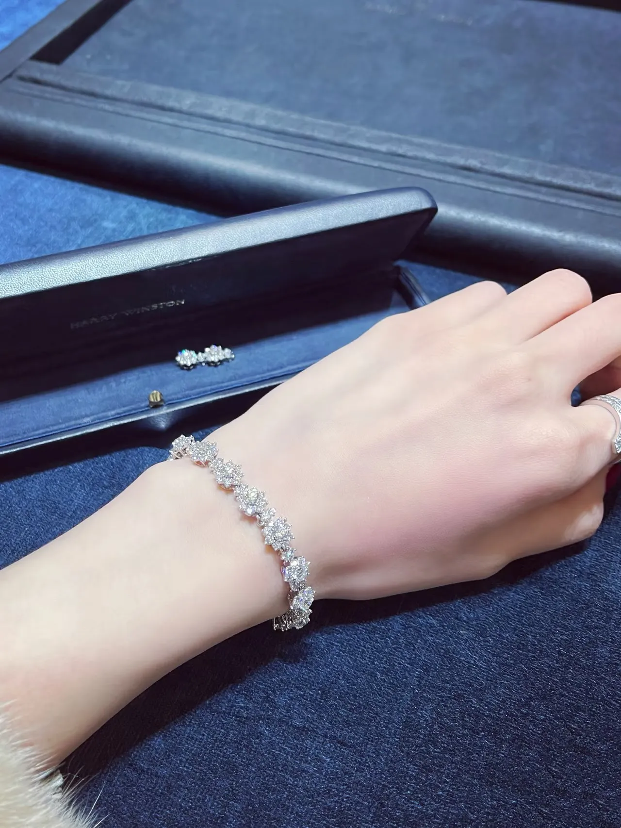 Floral Cluster Pavé Diamond Bracelet 9