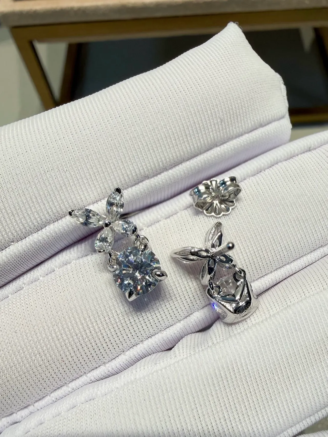 Floral Motif Marquise-and-Round Drop Earrings 7