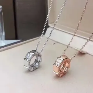 قلادات هندسية Pavé-Set مفتوحة الحلقة