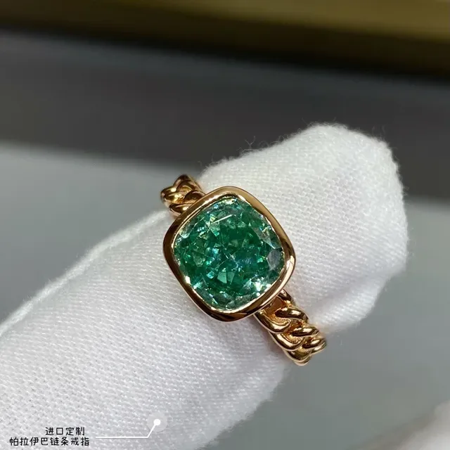 Gold Chain-Link Band Cushion-Cut Green Gemstone Statement Ring 8