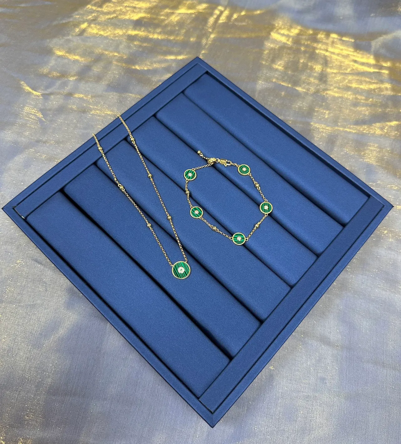 Gold Green Chain Enamel Discs Bracelet 7