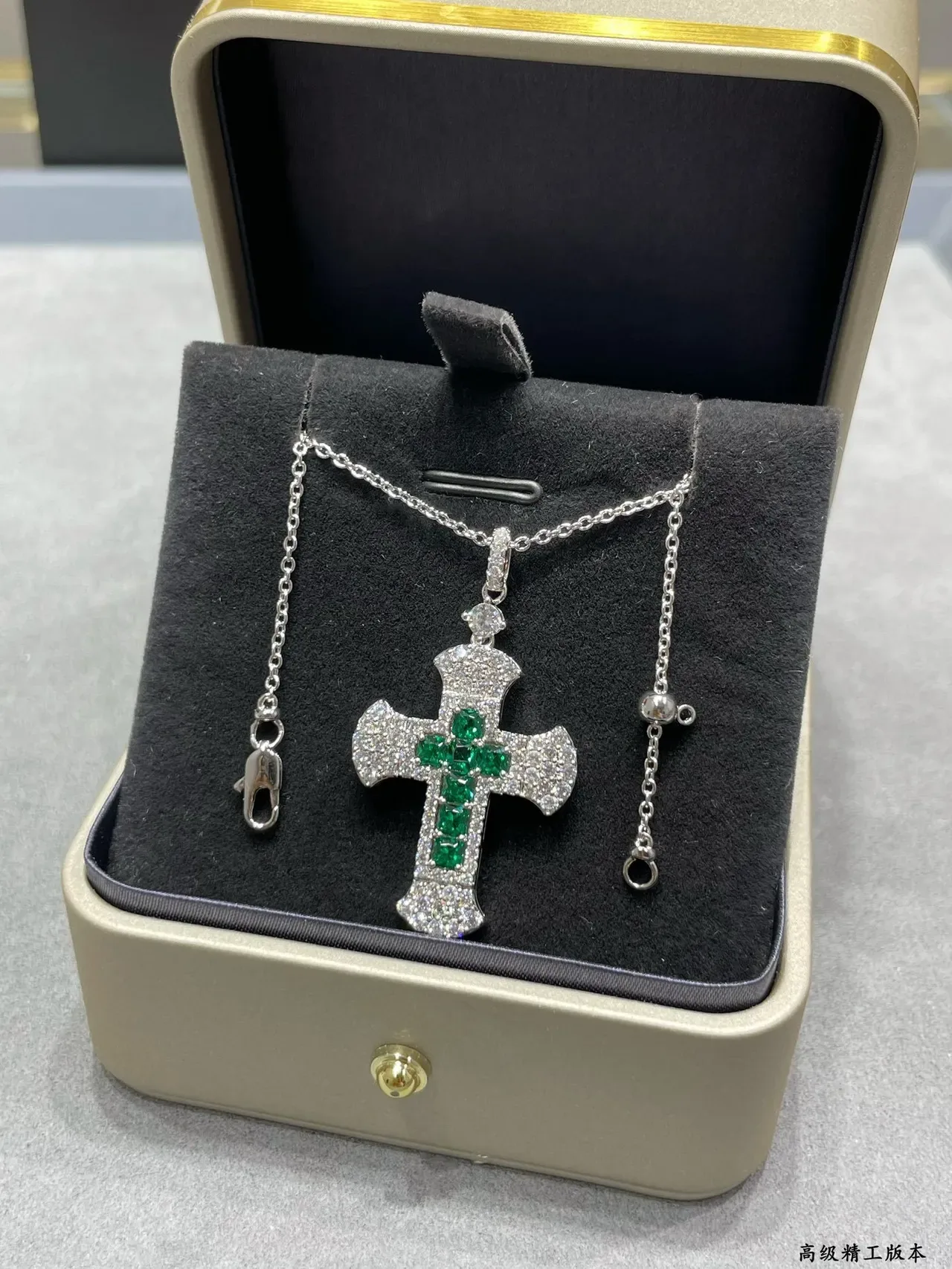 Gold Green Cross-Shaped Pendant Pavé-Set Clear Stones Necklace 2