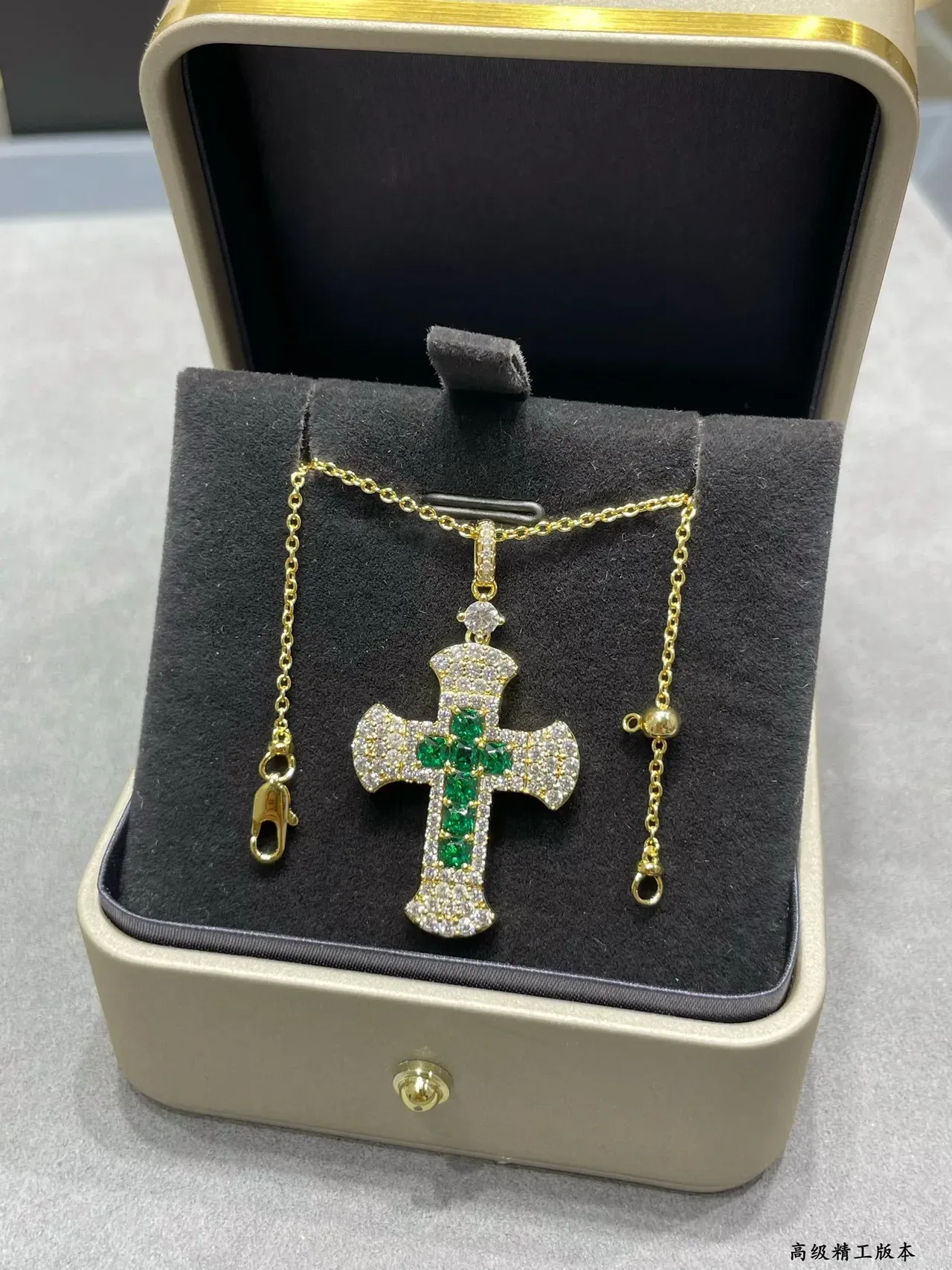 Gold Green Cross-Shaped Pendant Pavé-Set Clear Stones Necklace 3