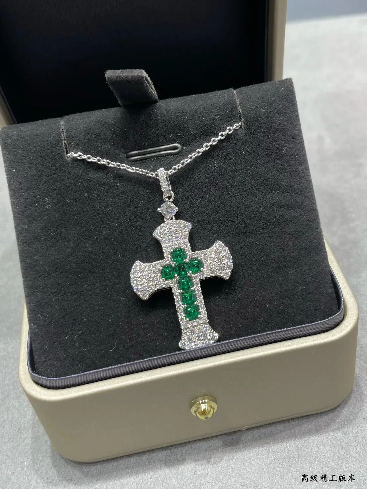 Gold Green Cross-Shaped Pendant Pavé-Set Clear Stones Necklace 7