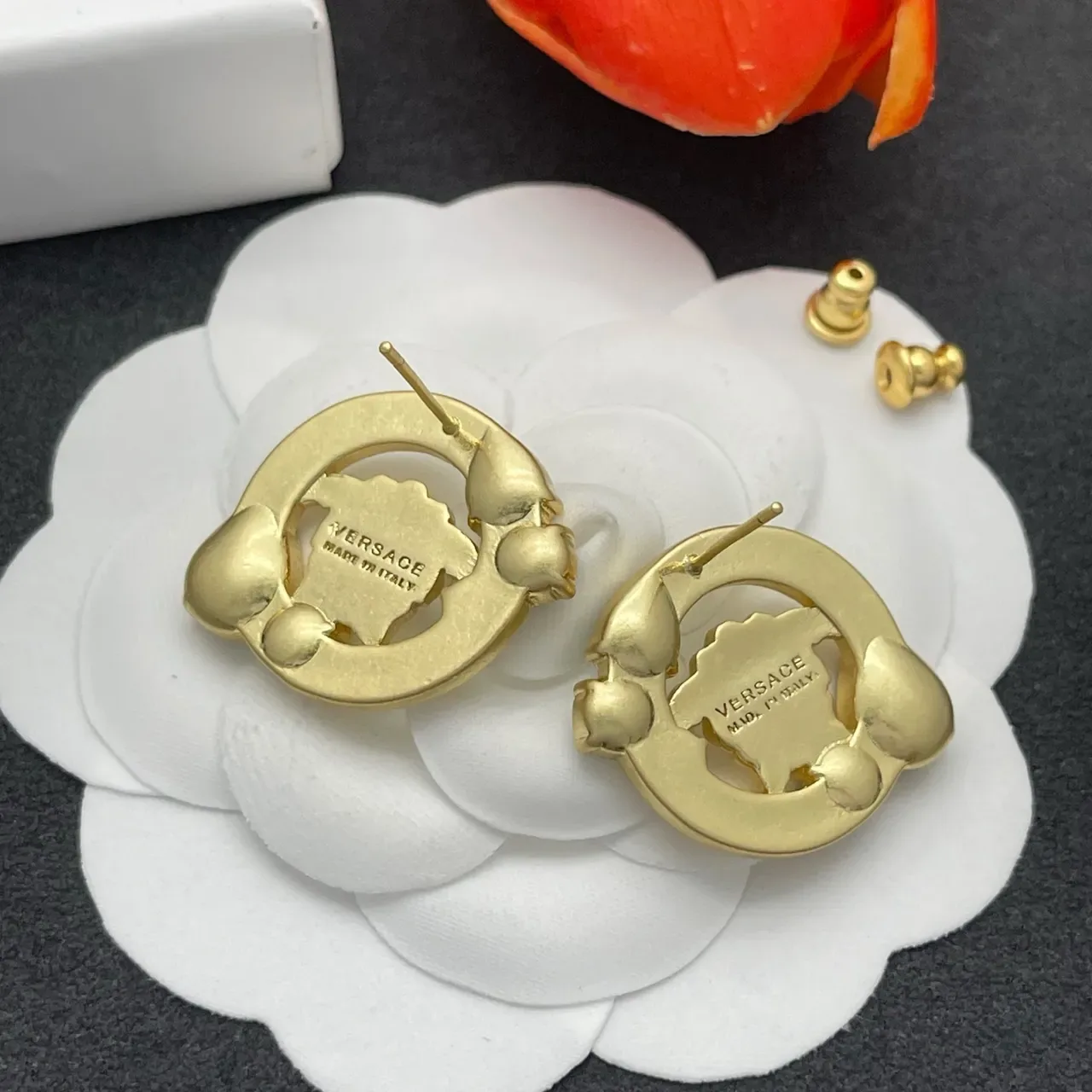 Gold Green Medusa Head Motif Earrings 3