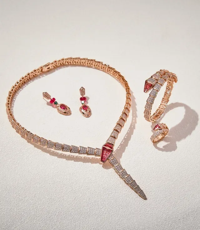 Gold Pink Articulated Link Design Pavé-Set Diamonds Necklace 4