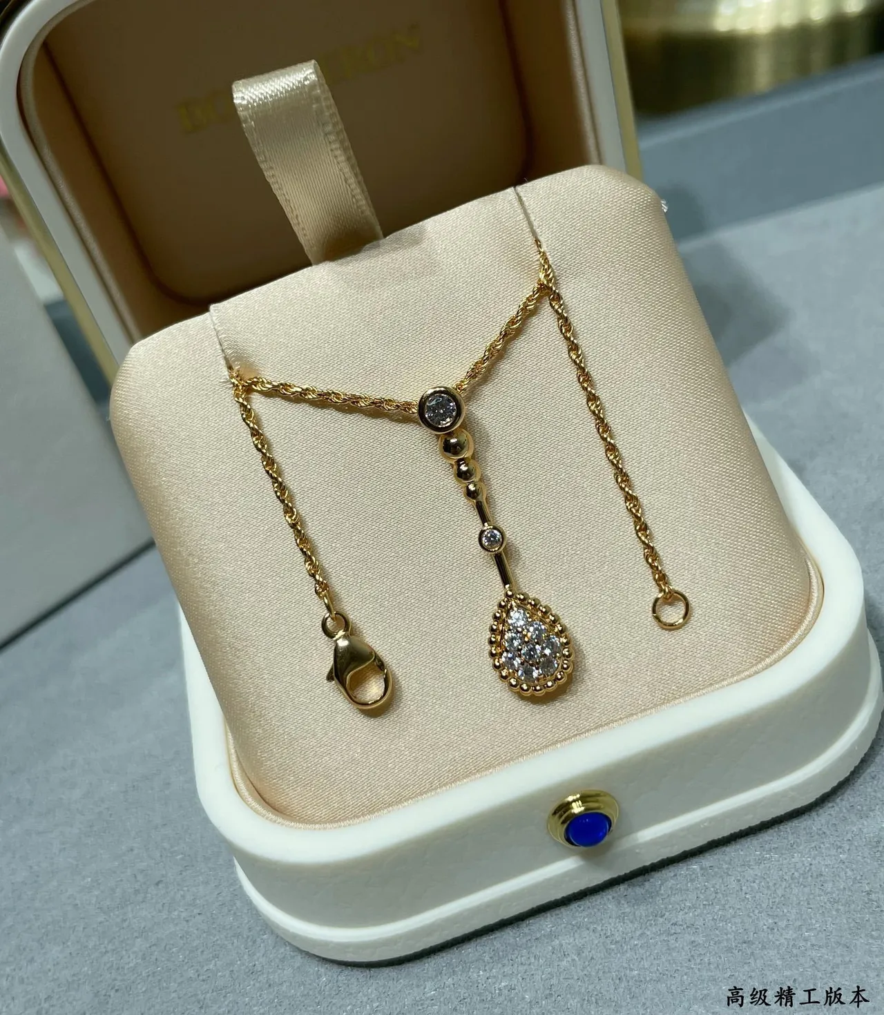 Gold Rope Chain Teardrop Pavé Pendant Necklace 5