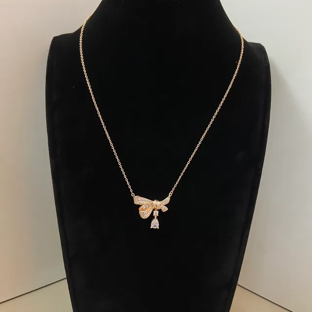 Gold Silver Bow-Shaped Pendant Pavé-Set Stones Necklace 5