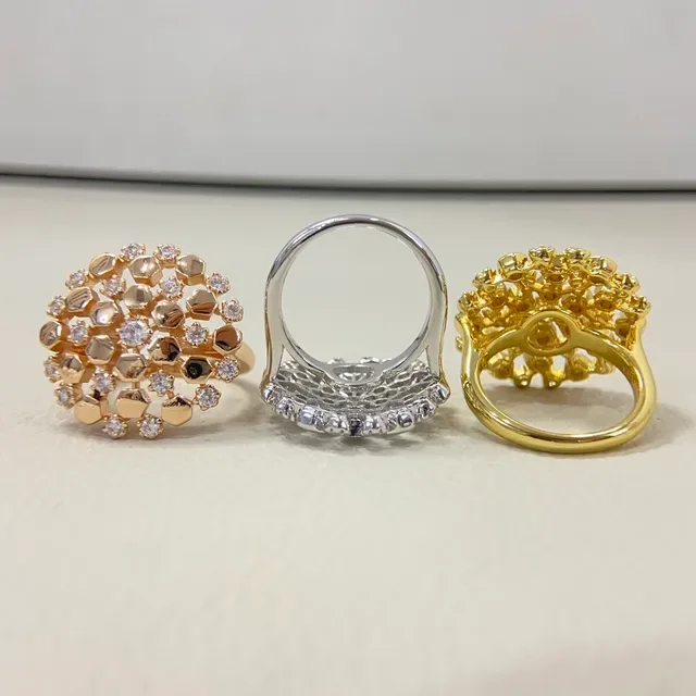 Gold Silver Geometric Honeycomb Motif Pavé Crystal Setting Brooch 2