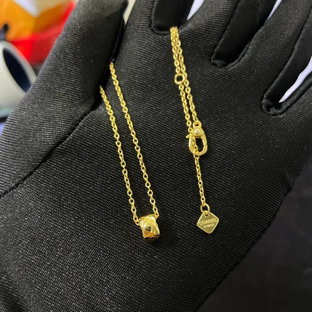 Gold Silver Geometric Knot Pendant Cable Chain Necklace 5