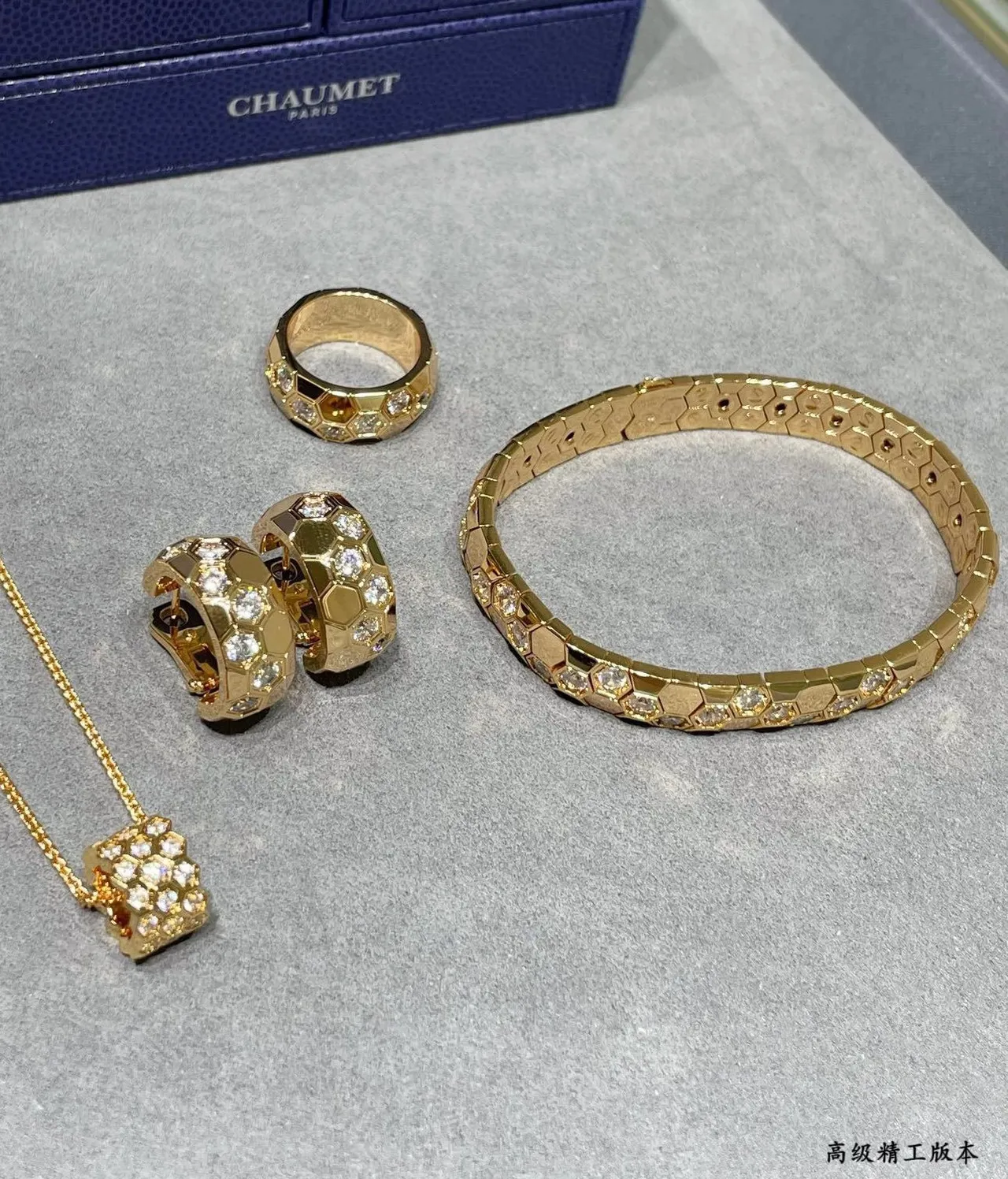 Gold Silver Hexagonal Honeycomb Motif Pavé-Set Clear Stones Necklace 4