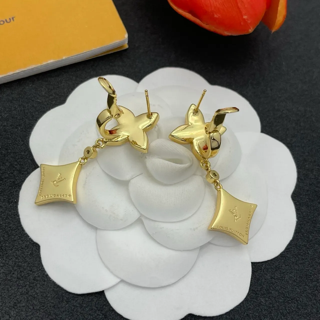 Gold Silver Pavé-Crystal Jewelry 3