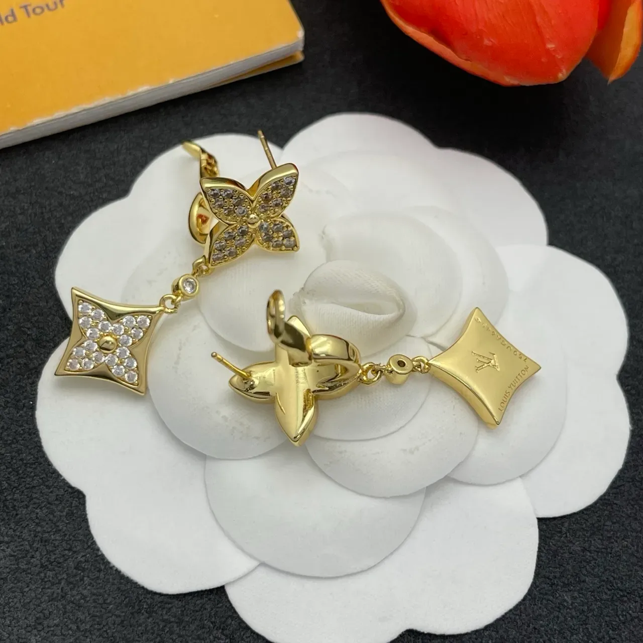 Gold Silver Pavé-Crystal Jewelry 4