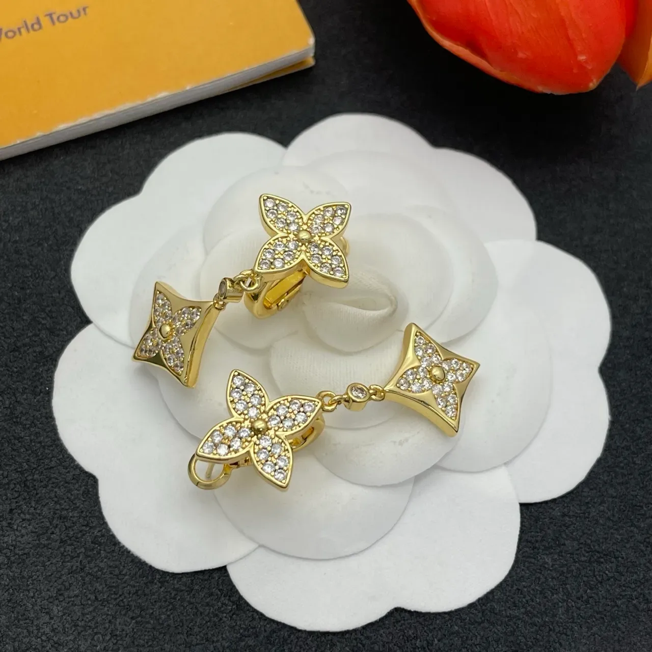 Gold Silver Pavé-Crystal Jewelry 7