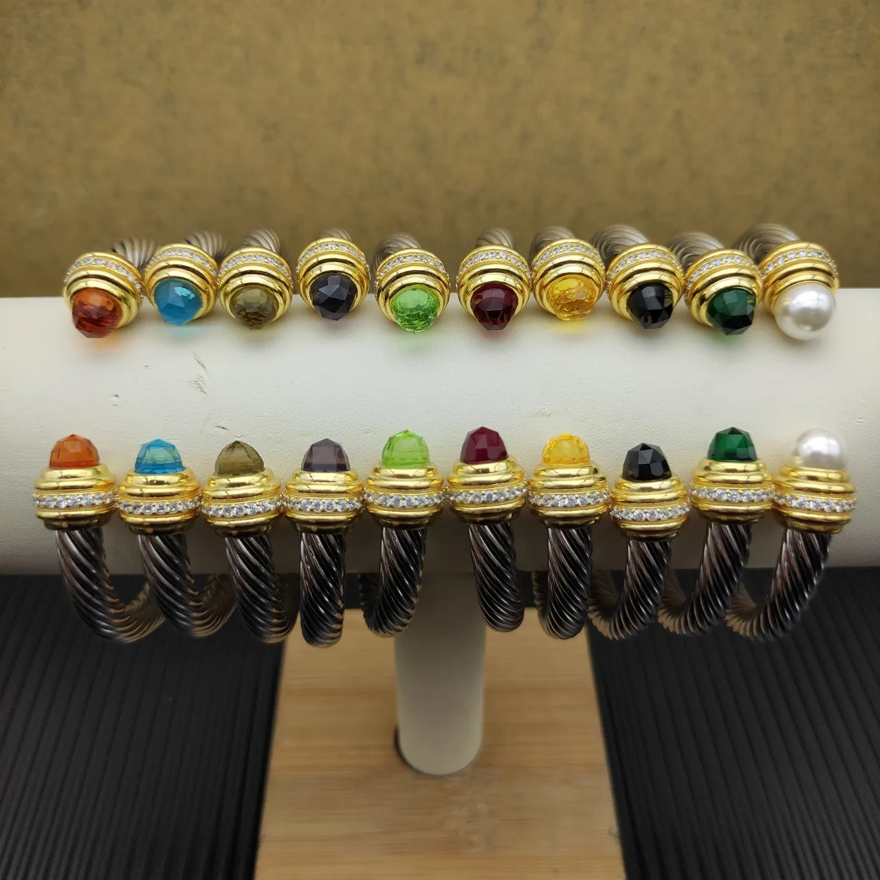 Gold Silver Twisted Cable Band Pavé Diamond Bezel Ring 4