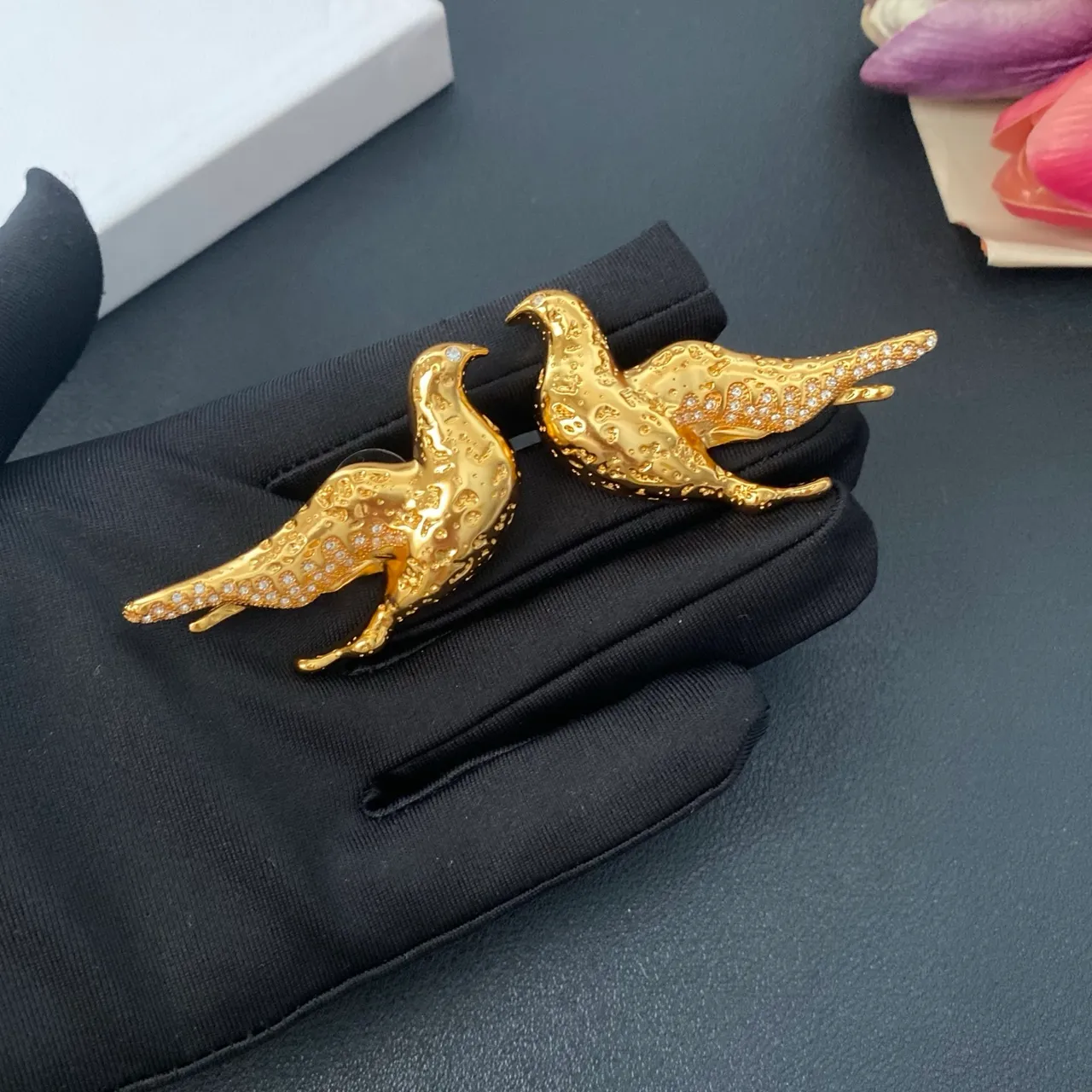 Gold-Tone Crystal Bird Brooches 9