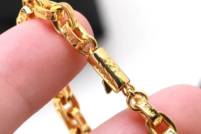Gold-Tone Curb Link Chain Bracelet 5