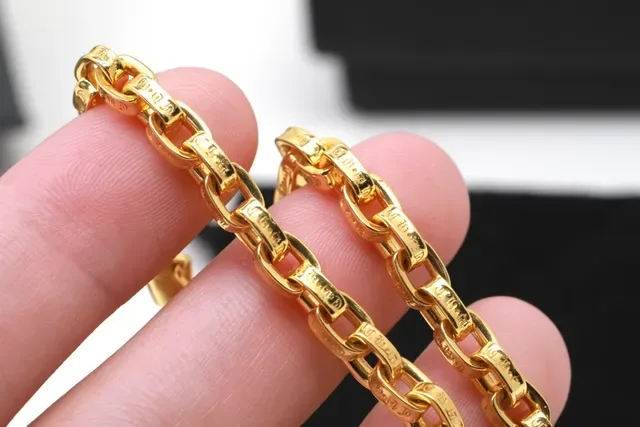 Gold-Tone Curb Link Chain Bracelet 6