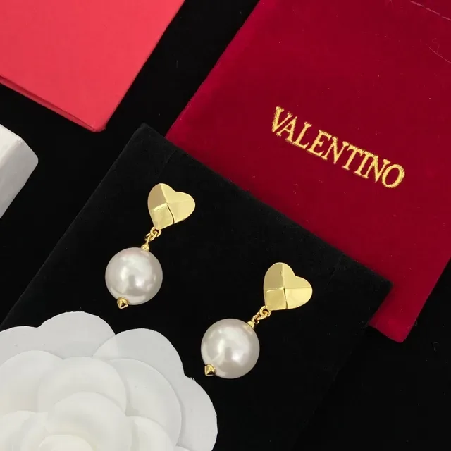 Gold-Tone Faceted Heart Pearl Drop Earrings 5