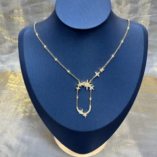 Collier motif étoile ton doré Pavé