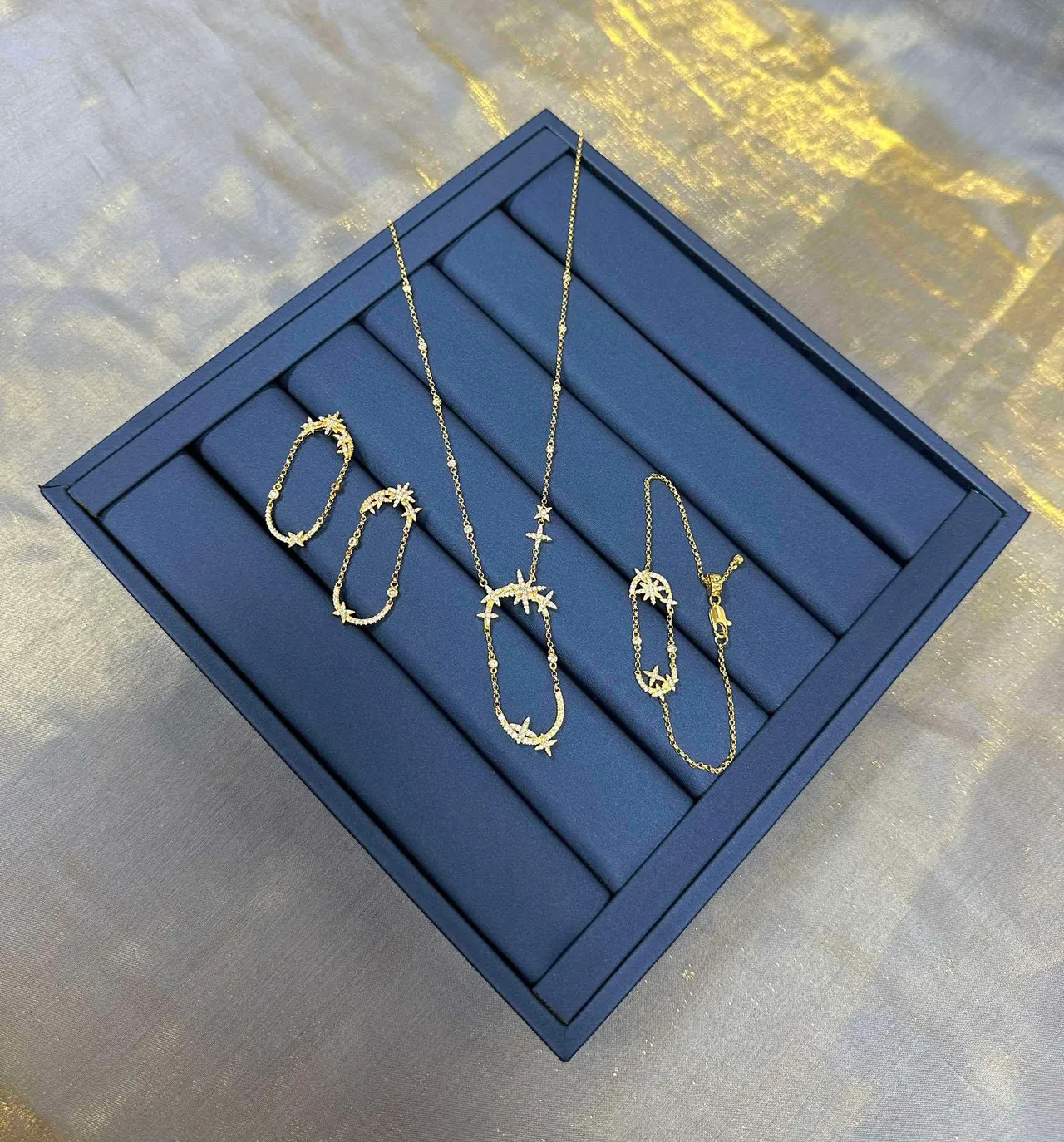 Gold-Tone Star Motif Pavé Necklace 7