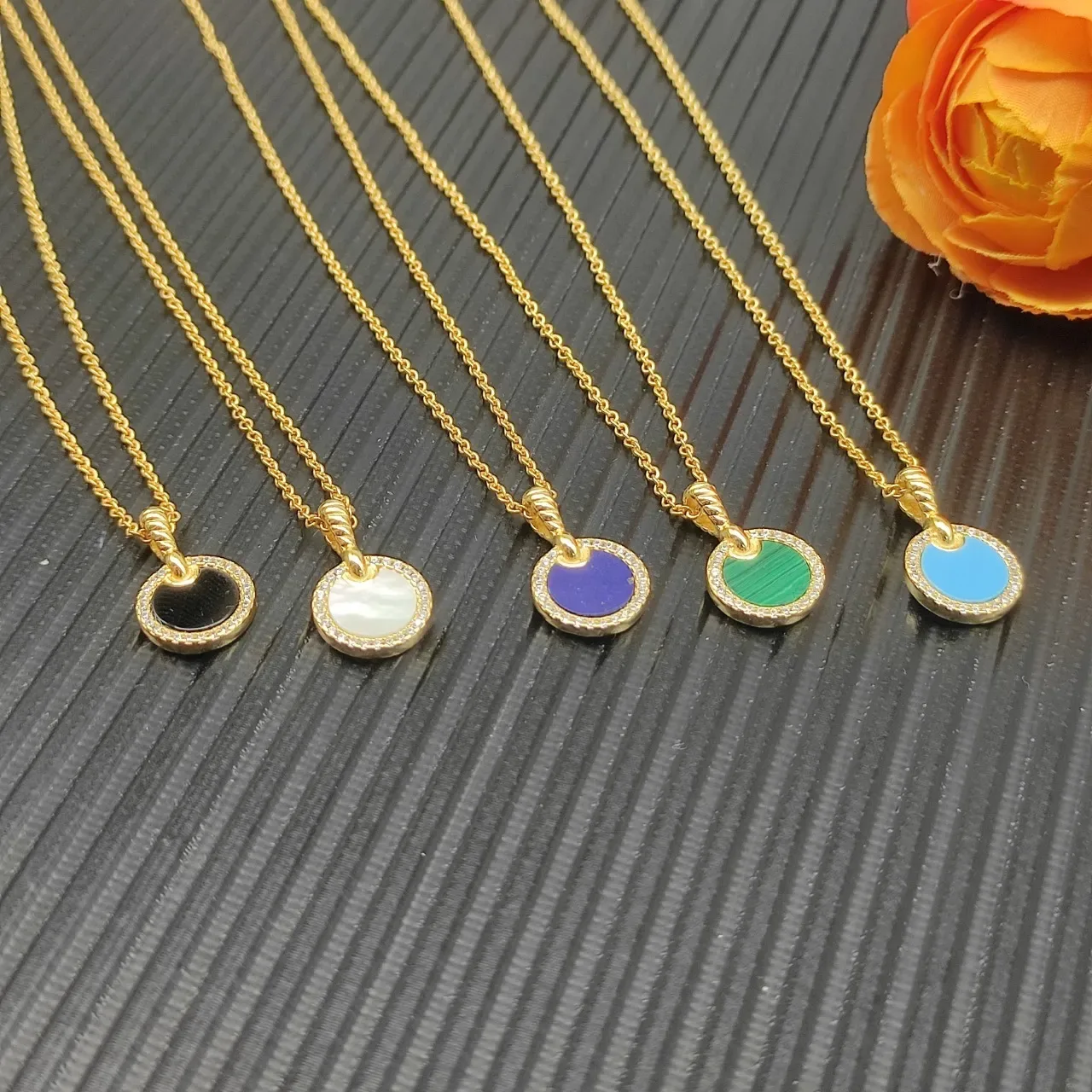 Gold White Chain Circular Pendant Necklace 3