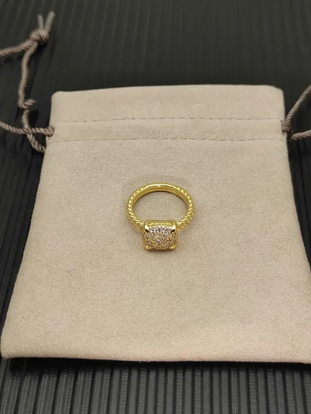 Gold White Pavé-Set Square Face Twisted Rope Band Ring 7