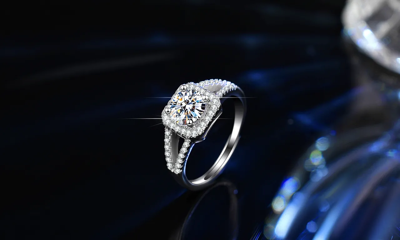 GRA Moissanite Solitaire Silver White Six-Prong Setting Ring 18