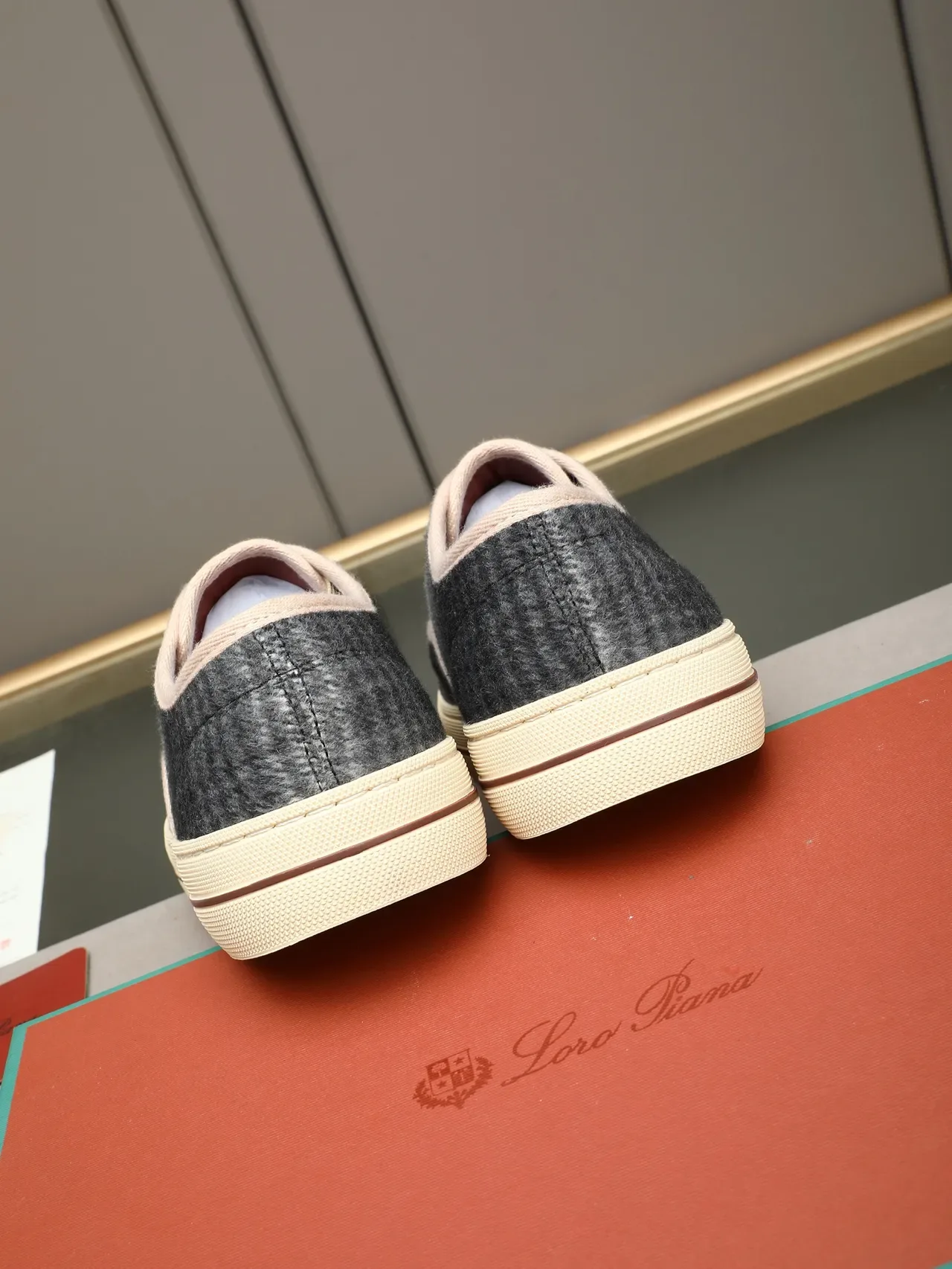 Gradient Gray Charcoal Felt Low-Top Cupsole Sneaker 3