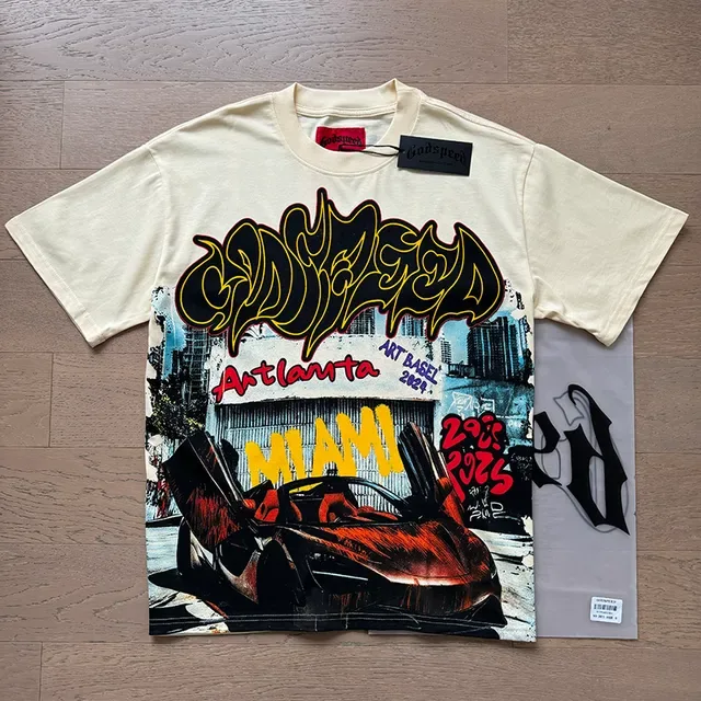 Graphic-Print Oversized Crew-Neck T-Shirt 6