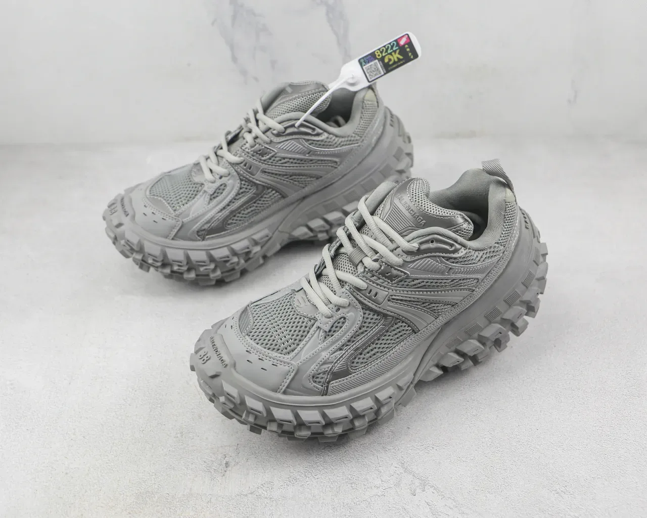 Gray Monochromatic Mesh-Synthetic Hybrid Upper Sneakers 4