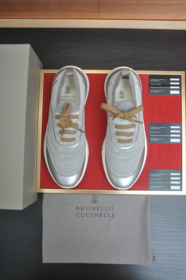Gray Silver Knit Upper Metallic Toe Cap Sneakers 5