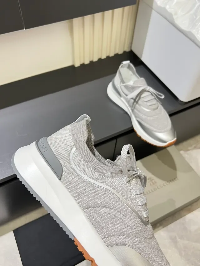 Gray Silver Knit Upper Metallic Toe Cap Sneakers 3