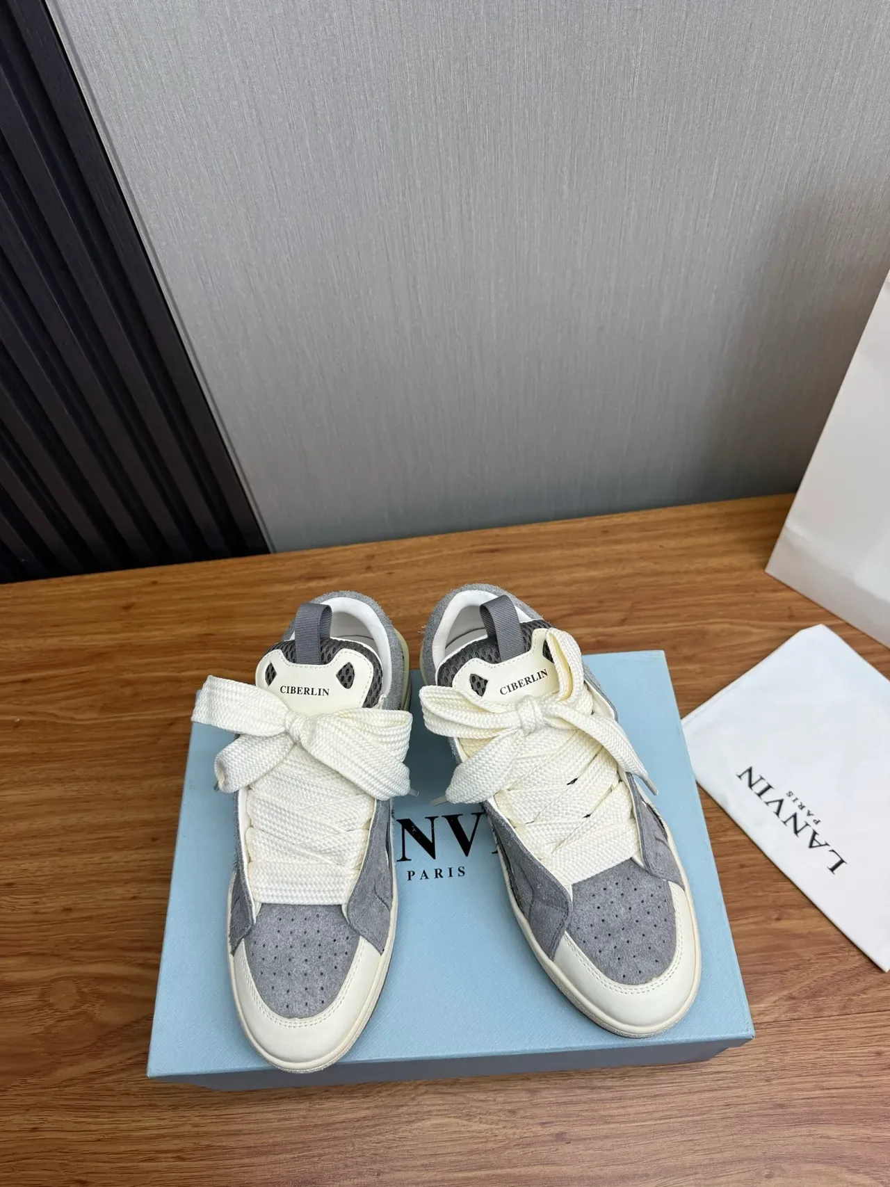 Gray White Mixed-Material Upper Asymmetrical Lace Cover Sneakers 2
