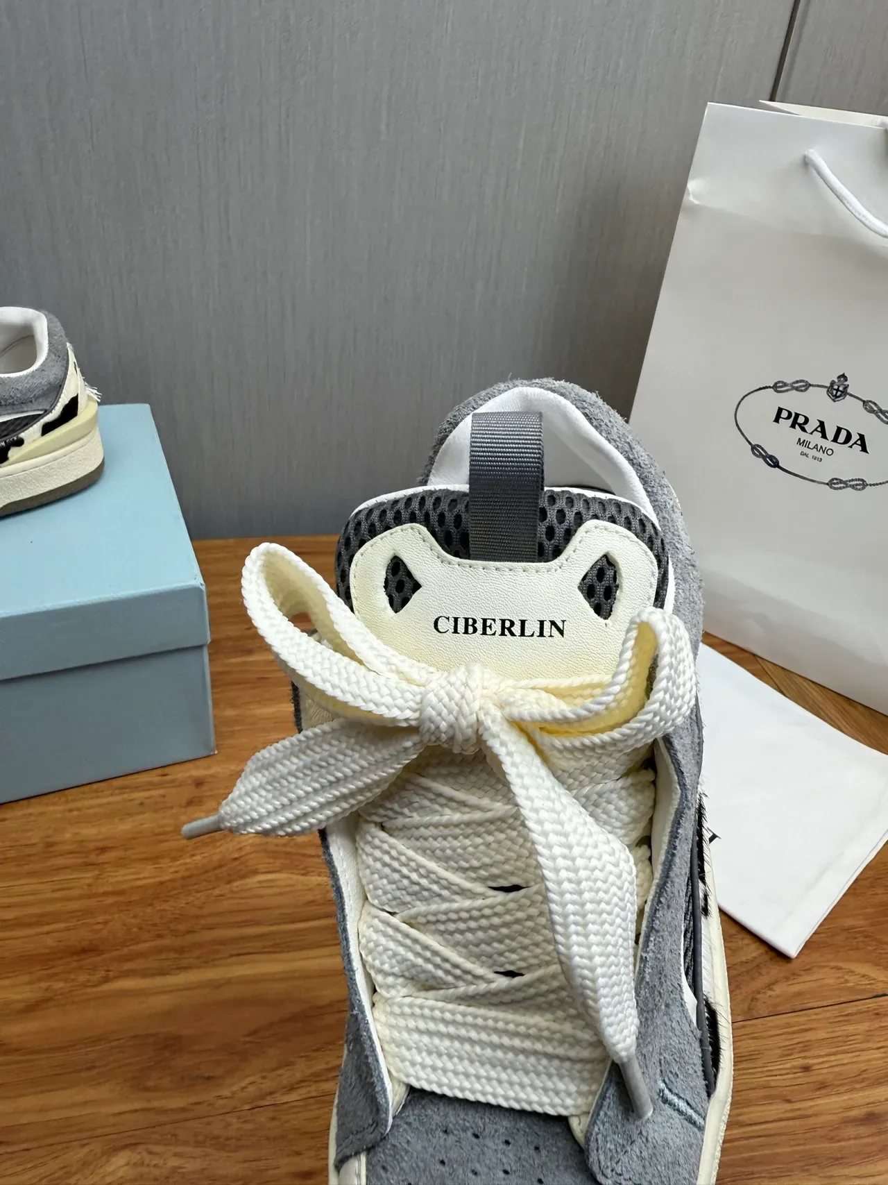 Gray White Mixed-Material Upper Asymmetrical Lace Cover Sneakers 9