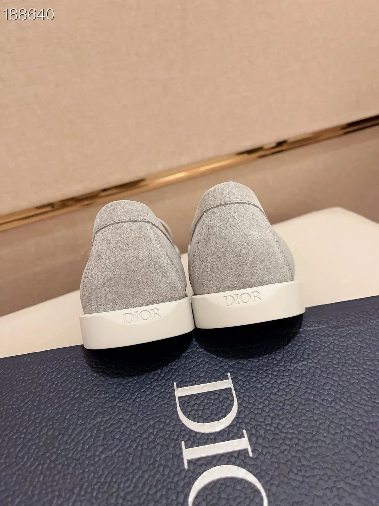 Gray White Suede Upper Moc-Toe Stitching Loafer 2