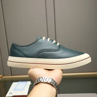Green Beige Pebbled Leather Upper Contrast Stitching Boat Shoes